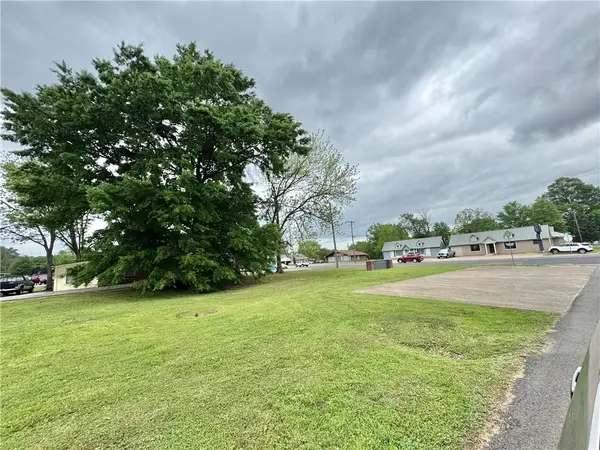 2001 W Main, Russellville, AR 72801