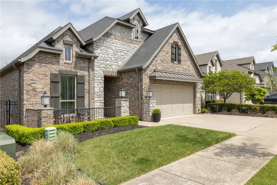 1364 E Charlee Street, Fayetteville, AR 72703 - #2