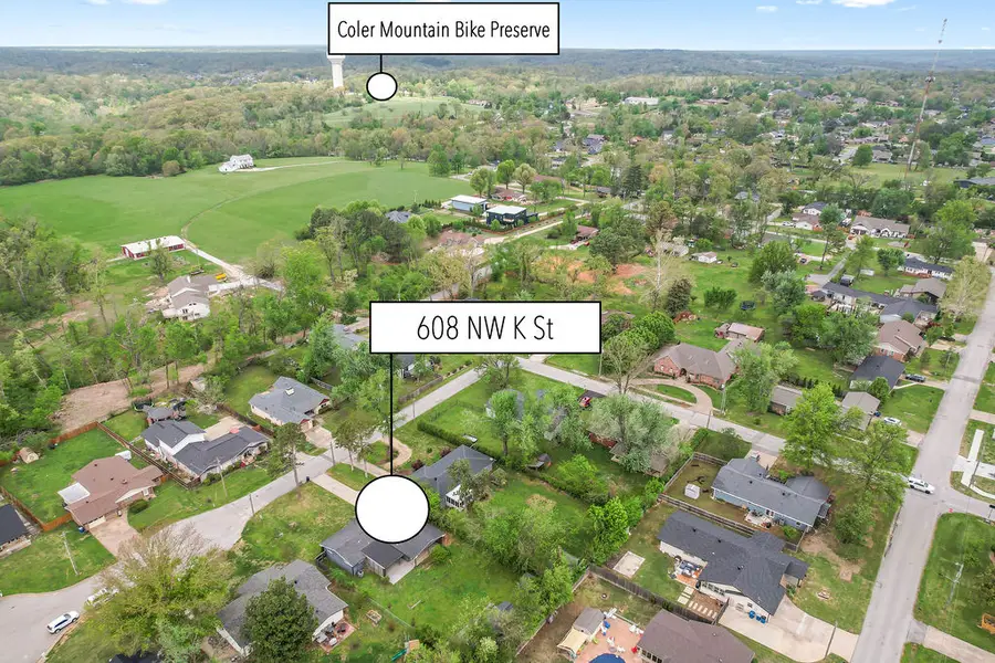 608 NW K Street, Bentonville, AR 72712 - #2