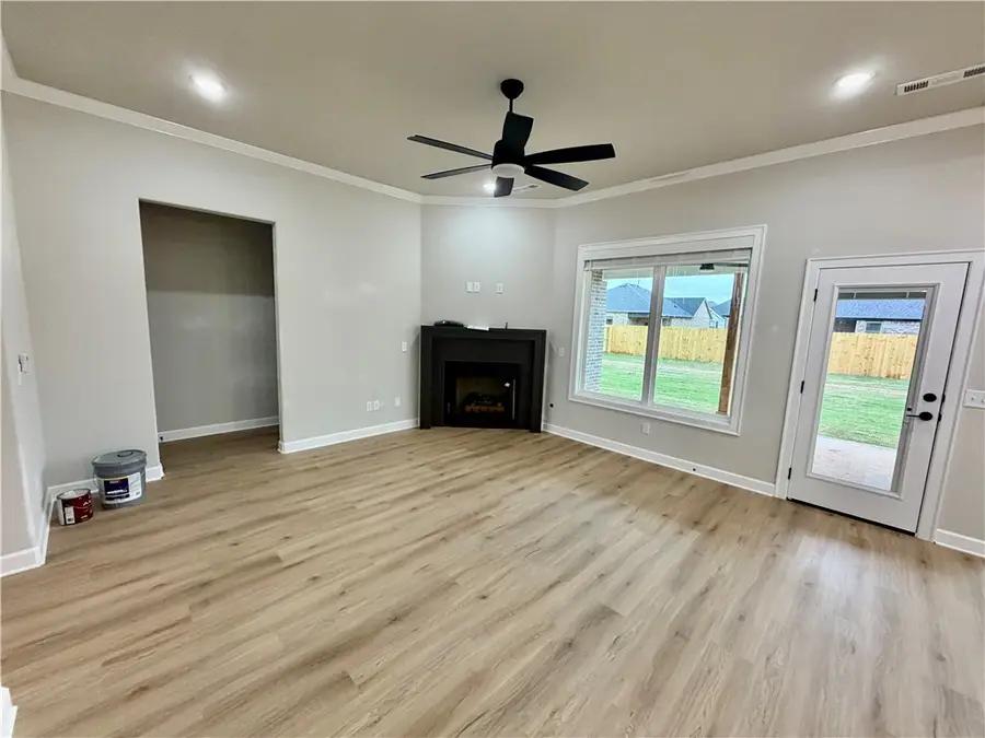 1816 Farmer Street, Pea Ridge, AR 72751 - #2