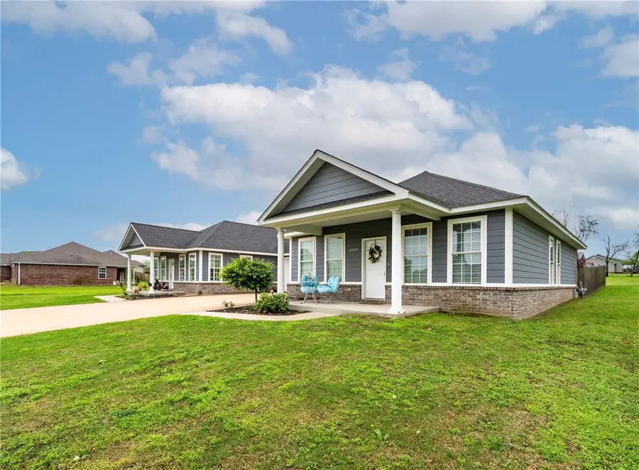 21037 and 21039 Richard Court, Siloam Springs, AR 72761 - #3