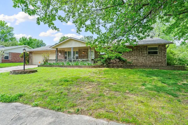 2106 Sandy, Springdale, AR 72762