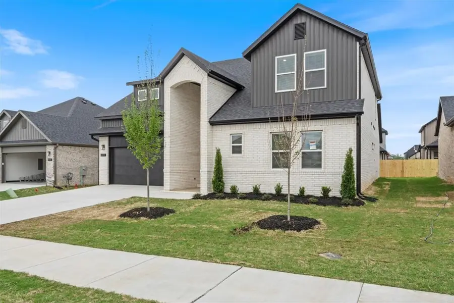 6907 SW Orange Avenue, Bentonville, AR 72713 - #2