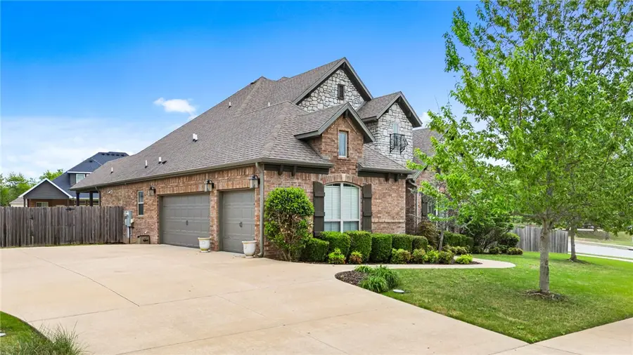 1510 Glastonbury Drive, Centerton, AR 72719 - #3
