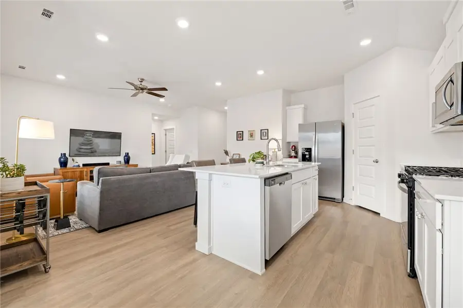 5561 Southwood Avenue, Springdale, AR 72764 - #3