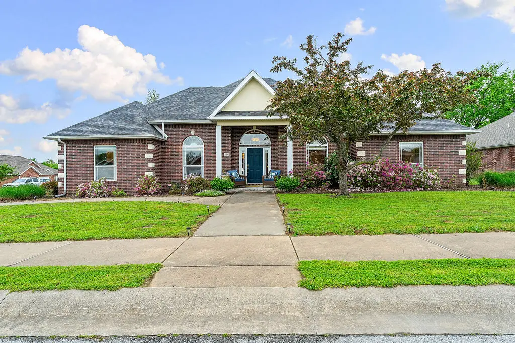 506 Roselawn Street, Siloam Springs, AR 72761 - #1