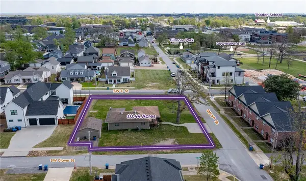 604 SW 5th Street, Bentonville, AR 72712