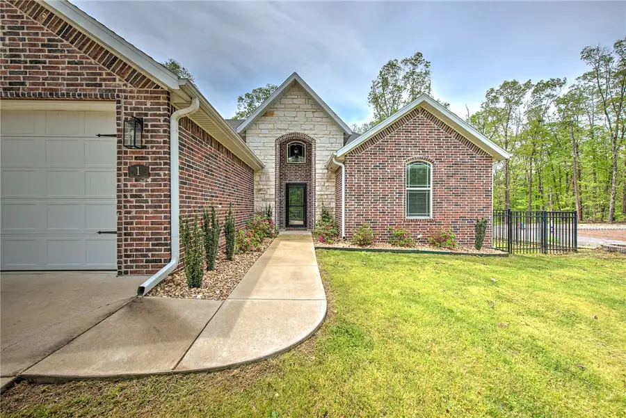 1 Kent Drive, Bella Vista, AR 72714 - #2