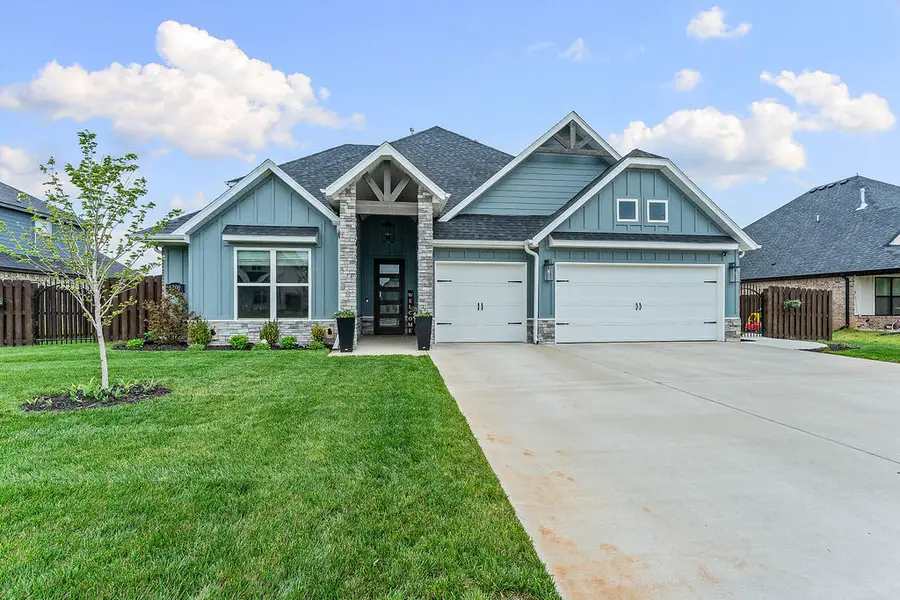 1200 Montieri Drive, Centerton, AR 72719 - #2