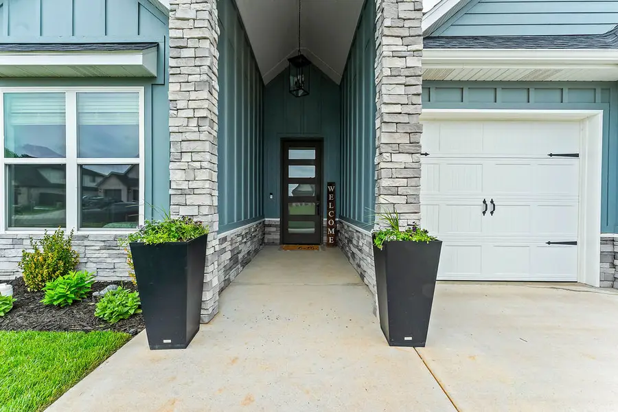 1200 Montieri Drive, Centerton, AR 72719 - #3