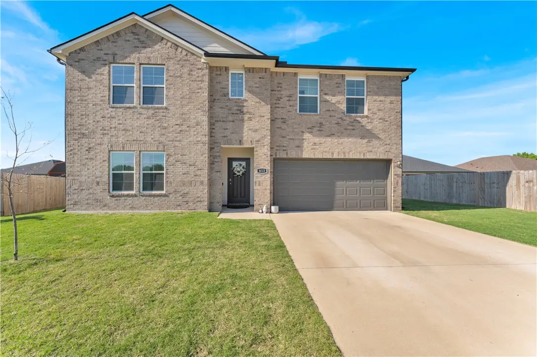 613 W Cattleman Court, Siloam Springs, AR 72761 - #1
