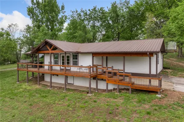 14362 Arena Road, Lead Hill, AR 72644