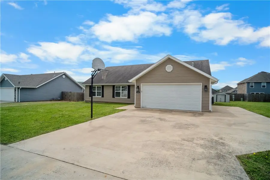 1461 General Parson Drive, Prairie Grove, AR 72753 - #2