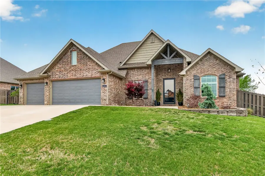 121 Sicily Drive, Centerton, AR 72719 - #2