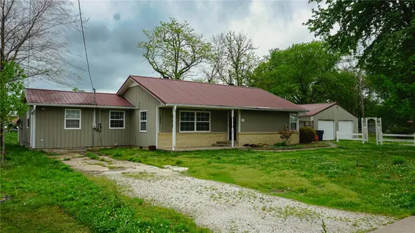 320 Country Club Road, Siloam Springs, AR 72761