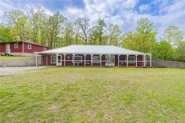 538 Mc 136, Oakland, AR 72661