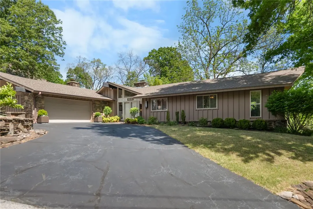 8308 Country Club Drive, Rogers, AR 72756 - #1