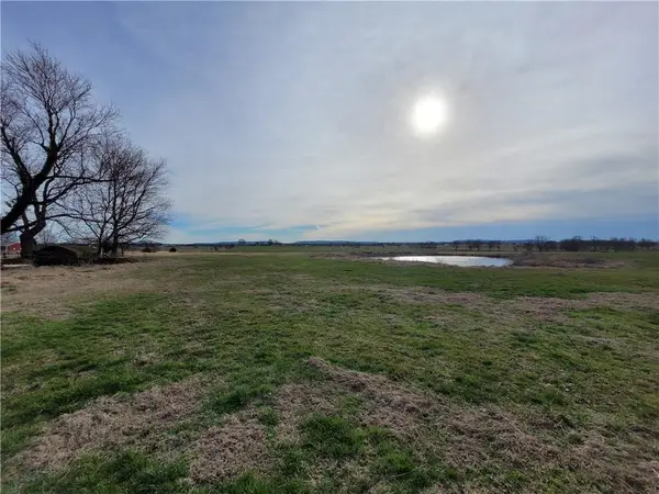 15893 Bethel Blacktop Road, Prairie Grove, AR 72753