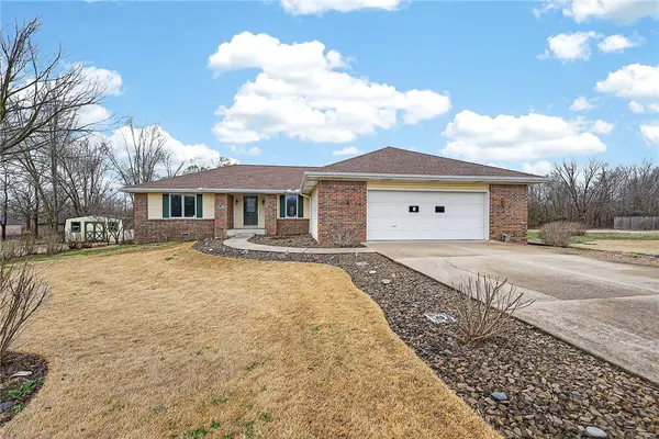 10 Dunipace Drive, Bella Vista, AR 72715