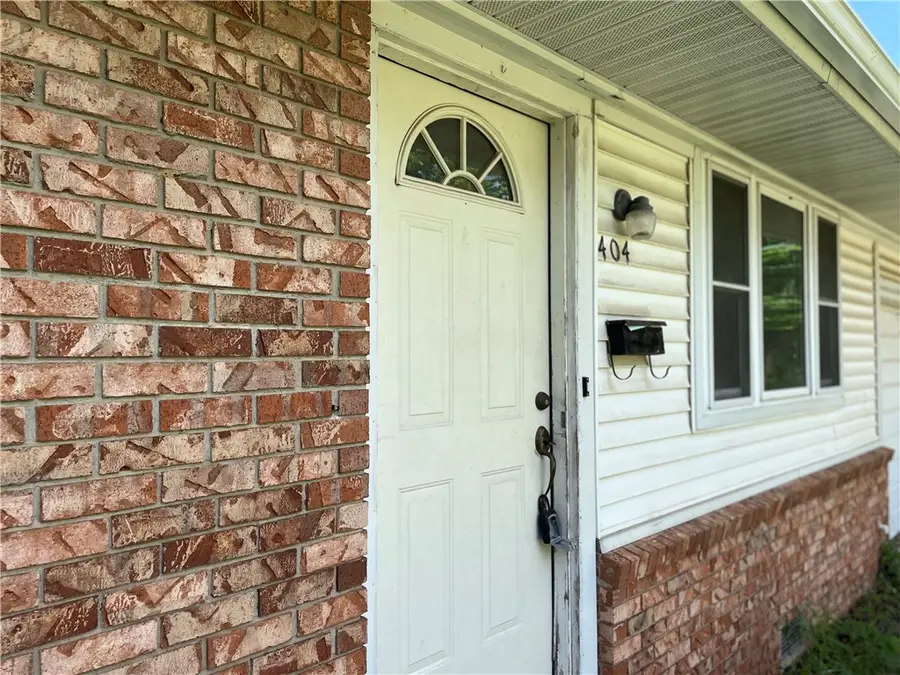 404 Michael Street, Springdale, AR 72764 - #3