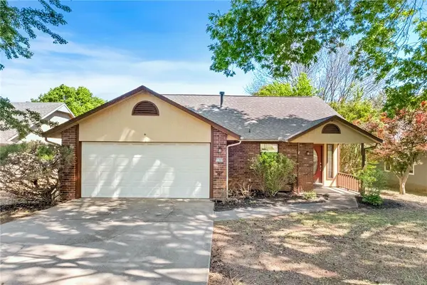 1398 E Amber Drive, Fayetteville, AR 72703