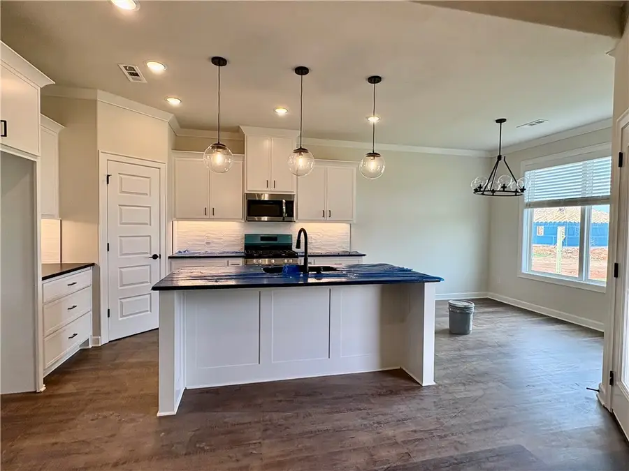 1808 Farmer Street, Pea Ridge, AR 72751 - #2