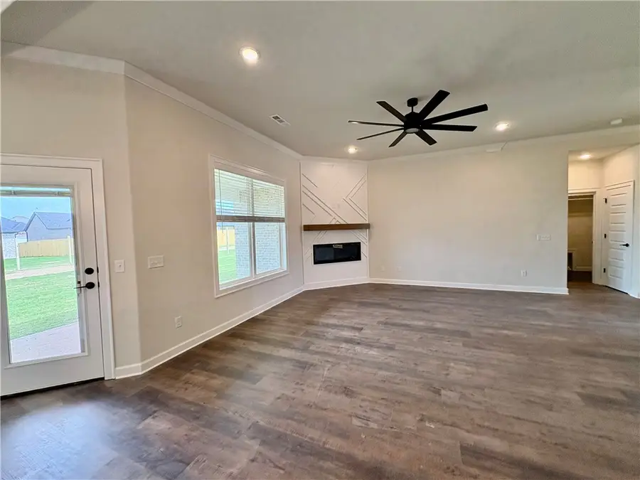 1808 Farmer Street, Pea Ridge, AR 72751 - #3