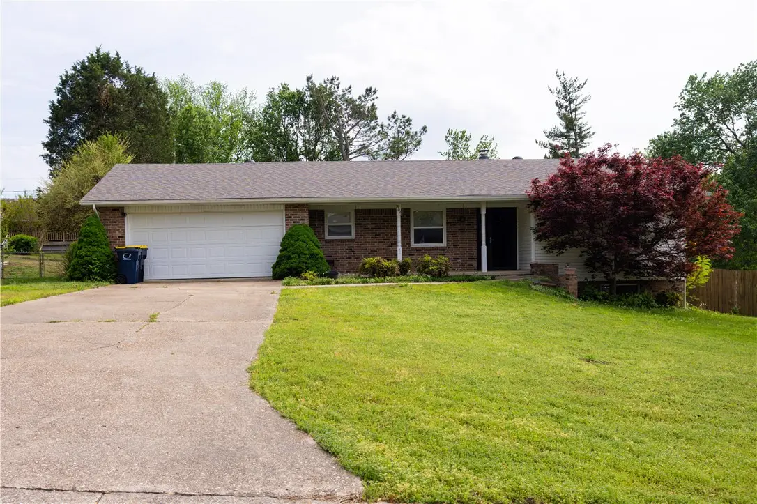 804 Oriole, Harrison, AR 72601 - #1