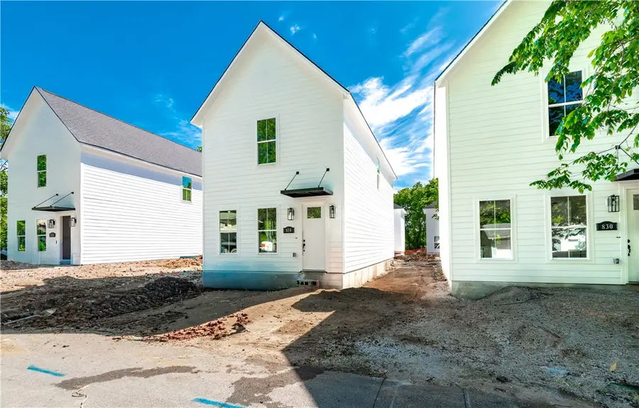 810 S Wood, Fayetteville, AR 72701 - #3