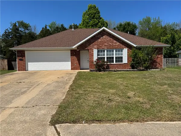 516 Stowers Avenue, Elkins, AR 72727