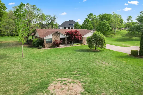 1730 Clear Creek Drive, Springdale, AR 72764