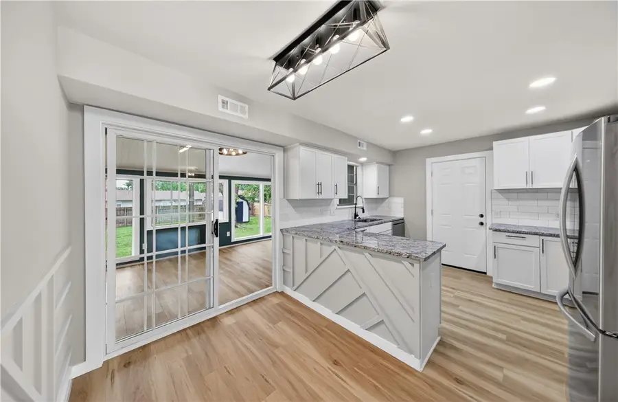 2107 Douglas Street, Bentonville, AR 72712 - #2