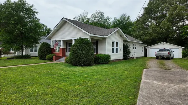 708 N 5th Street, Paris, AR 72855