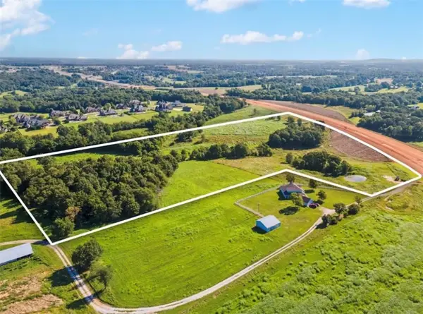 1648-1698 Millsap Road, Tontitown, AR 72762