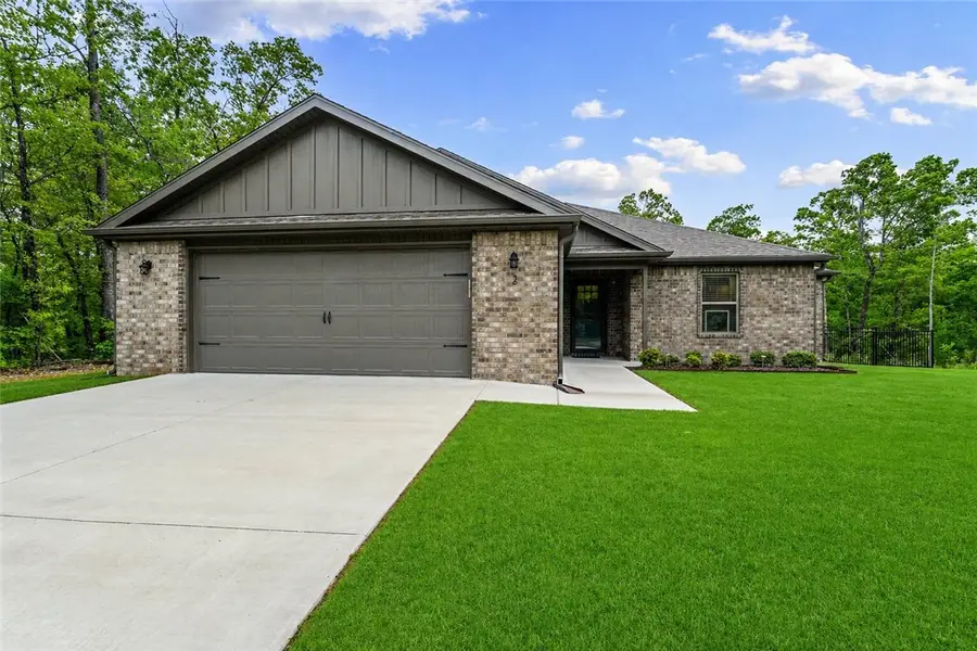 2 Ashford Circle, Bella Vista, AR 72714 - #2