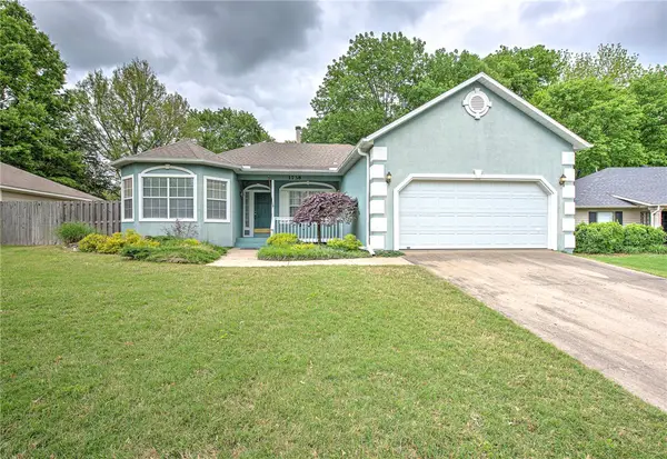 1738 N Hunters Ridge, Fayetteville, AR 72701