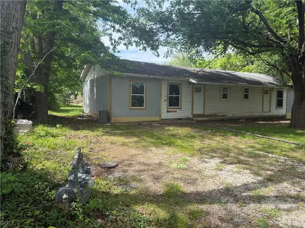 1806 N C Street, Rogers, AR 72756
