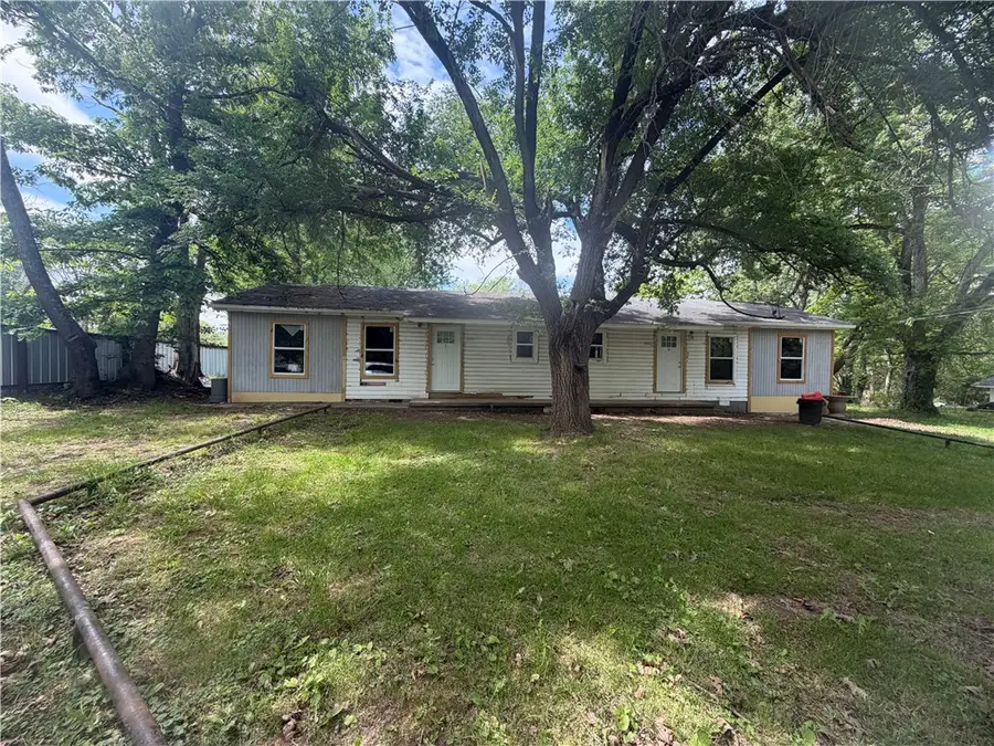 1806 N C Street, Rogers, AR 72756 - #3