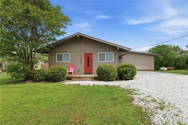 16564 Cypress Lane, Rogers, AR 72756