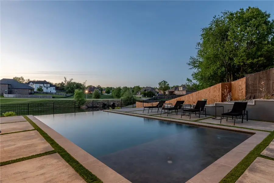 203 Cascade Circle, Cave Springs, AR 72718 - #3