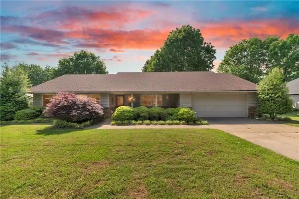 806 Dorman Street, Springdale, AR 72762