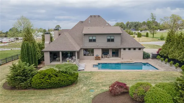 4415 E Mint Boulevard, Fayetteville, AR 72703