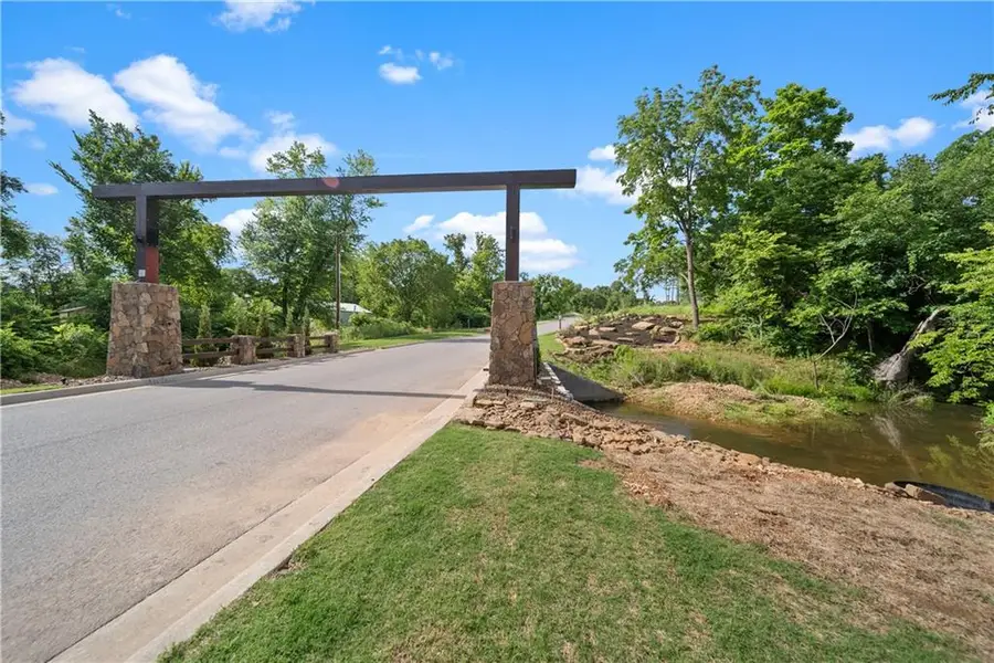 2508 Ne Waterfall Avenue, Bentonville, AR 72713 - #2