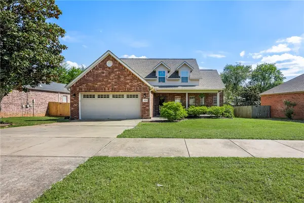 4829 W New Bridge Road, Fayetteville, AR 72704