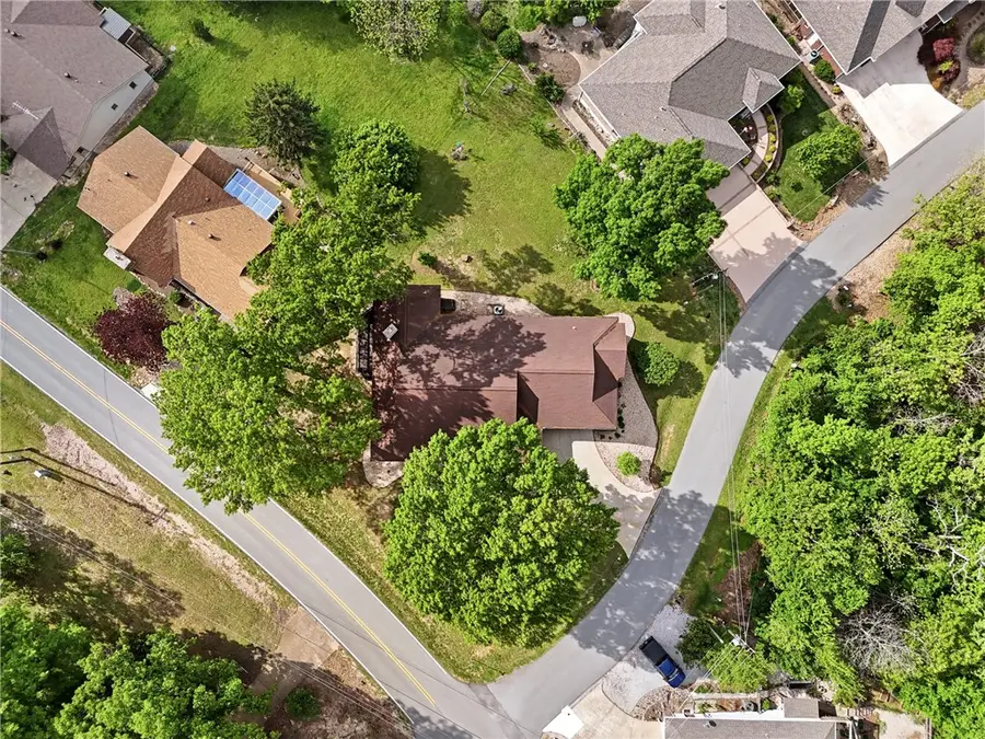 76 Sherlock Drive, Bella Vista, AR 72715 - #3