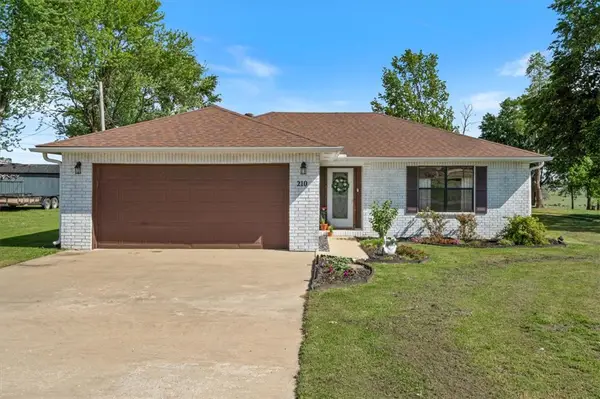 210 Jenkins Road, Prairie Grove, AR 72753
