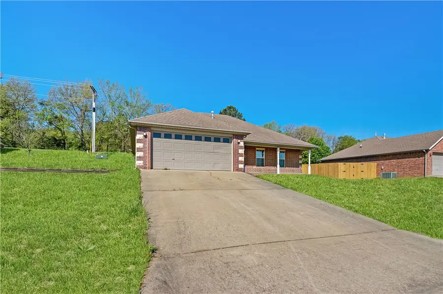 1041 Sara Beth Street, Elkins, AR 72727 - #3