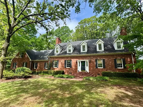 4 W Huntington Place, Rogers, AR 72758