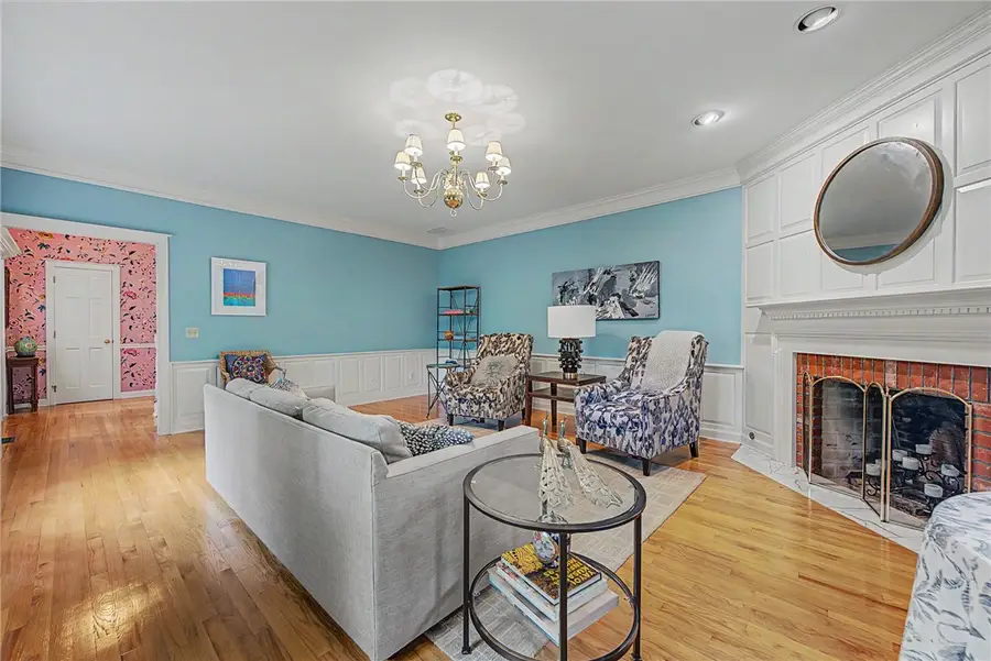 4 W Huntington Place, Rogers, AR 72758 - #3