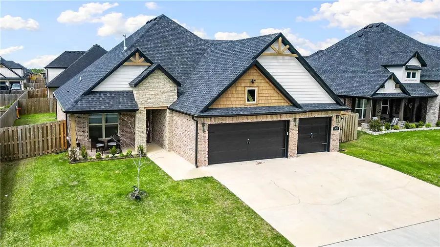 1430 Paragon Drive, Centerton, AR 72719 - #2